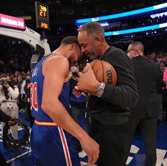 恩后卫奥马 恩后卫奥马