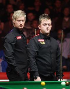 和他身穿的 和他身穿的