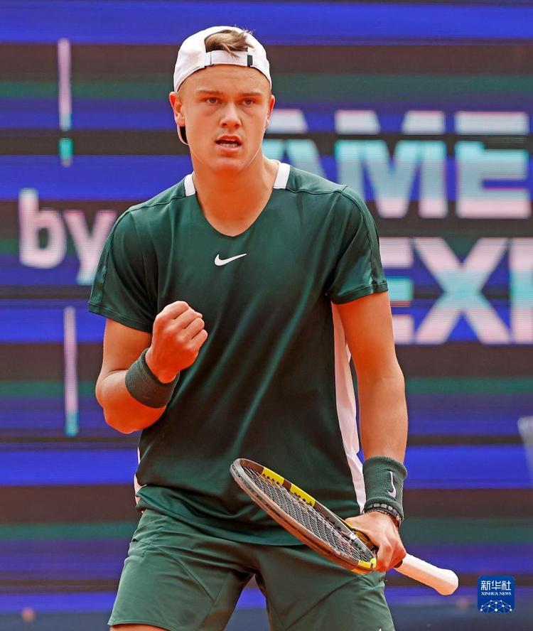 仅刷新了中 仅刷新了中